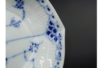 デンマーク製　ROYAL COPENHAGEN(ロイヤルコペンハーゲン)　ブルーフルーテッド　ハーフレース　オーバルプレート(直径約22cm)1枚・プレート(直径約15cm)5枚セット　(R-087858)