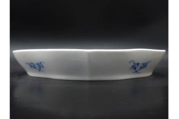 デンマーク製　ROYAL COPENHAGEN(ロイヤルコペンハーゲン)　ブルーフルーテッド　ハーフレース　オーバルプレート(直径約22cm)1枚・プレート(直径約15cm)5枚セット　(R-087858)