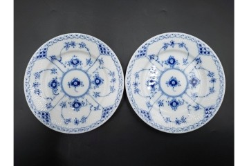 デンマーク製　ROYAL COPENHAGEN(ロイヤルコペンハーゲン)　ブルーフルーテッド　ハーフレース　オーバルプレート(直径約22cm)1枚・プレート(直径約15cm)5枚セット　(R-087858)