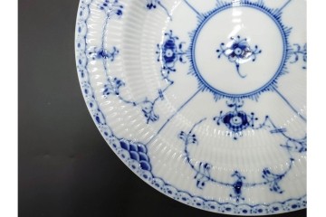 デンマーク製　ROYAL COPENHAGEN(ロイヤルコペンハーゲン)　ブルーフルーテッド　ハーフレース　直径約22cm　ディーププレート3枚セット　定価(3枚合計)9万9千円　(R-087863)