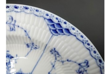 デンマーク製　ROYAL COPENHAGEN(ロイヤルコペンハーゲン)　ブルーフルーテッド　ハーフレース　直径約22cm　ディーププレート3枚セット　定価(3枚合計)9万9千円　(R-087863)