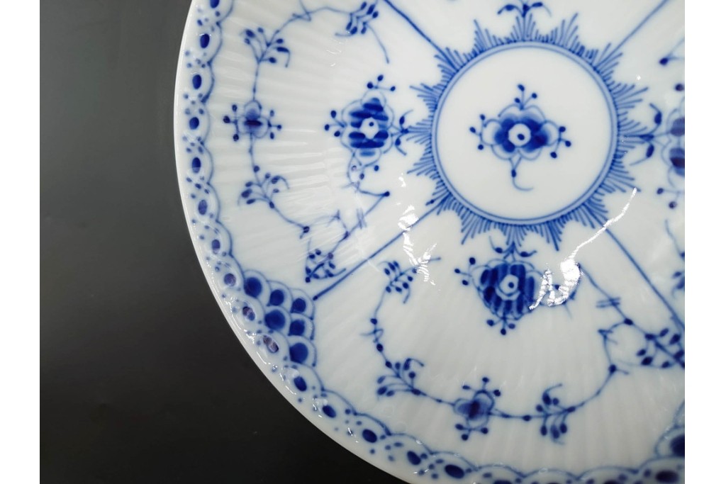 デンマーク製　ROYAL COPENHAGEN(ロイヤルコペンハーゲン)　ブルーフルーテッド　ハーフレース　約16cm　ボウル3点セット　定価(3点合計)約8万2千円　(R-087865)