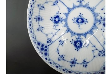 デンマーク製　ROYAL COPENHAGEN(ロイヤルコペンハーゲン)　ブルーフルーテッド　ハーフレース　約16cm　ボウル3点セット　定価(3点合計)約8万2千円　(R-087865)
