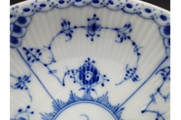 デンマーク製　ROYAL COPENHAGEN(ロイヤルコペンハーゲン)　ブルーフルーテッド　ハーフレース　約16cm　ボウル3点セット　定価(3点合計)約8万2千円　(R-087865)