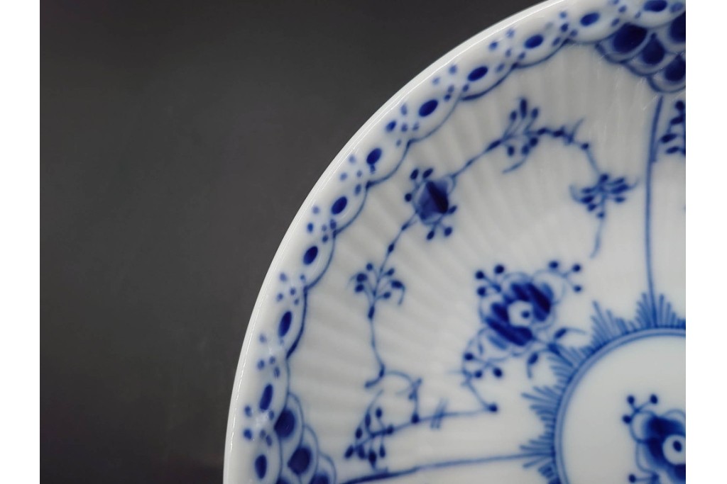 デンマーク製　ROYAL COPENHAGEN(ロイヤルコペンハーゲン)　ブルーフルーテッド　ハーフレース　約16cm　ボウル3点セット　定価(3点合計)約8万2千円　(R-087865)