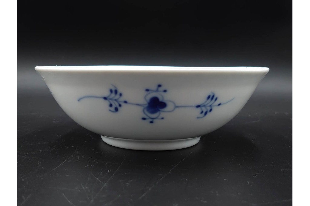 デンマーク製　ROYAL COPENHAGEN(ロイヤルコペンハーゲン)　ブルーフルーテッド　ハーフレース　約16cm　ボウル3点セット　定価(3点合計)約8万2千円　(R-087865)
