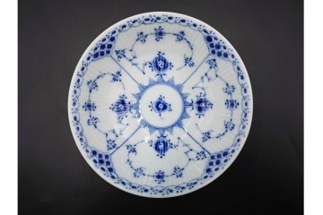 デンマーク製　ROYAL COPENHAGEN(ロイヤルコペンハーゲン)　ブルーフルーテッド　ハーフレース　約16cm　ボウル3点セット　定価(3点合計)約8万2千円　(R-087865)