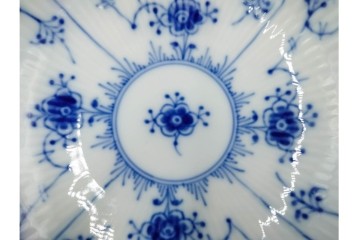 デンマーク製　ROYAL COPENHAGEN(ロイヤルコペンハーゲン)　ブルーフルーテッド　ハーフレース　約16cm　ボウル3点セット　定価(3点合計)約8万2千円　(R-087866)