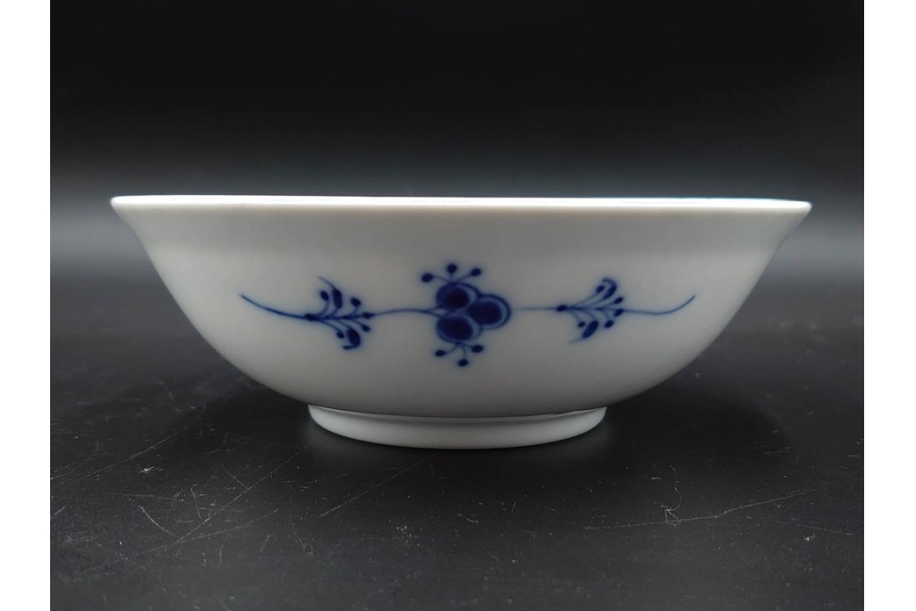 デンマーク製　ROYAL COPENHAGEN(ロイヤルコペンハーゲン)　ブルーフルーテッド　ハーフレース　約16cm　ボウル3点セット　定価(3点合計)約8万2千円　(R-087866)