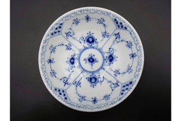 デンマーク製　ROYAL COPENHAGEN(ロイヤルコペンハーゲン)　ブルーフルーテッド　ハーフレース　約16cm　ボウル3点セット　定価(3点合計)約8万2千円　(R-087866)
