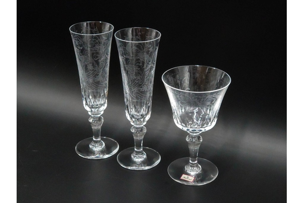 フランス　Baccarat(バカラ)　パルメ　繊細な装飾が上品なワイングラス1点・シャンパングラス2点セット　(R-087868)