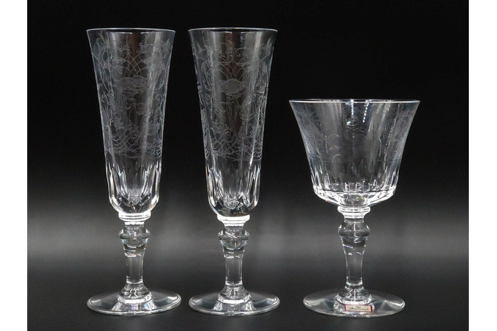 フランス　Baccarat(バカラ)　パルメ　繊細な装飾が上品なワイングラス1点・シャンパングラス2点セット　(R-087868)