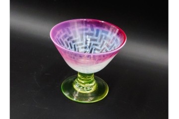 氷コップ　ラズベリーレッド　美品 アンティークガラス　和硝子　 和食器・茶道具 |家具の販売・通販|【公式】アンティーク家具 氷コップ 工芸品