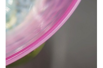 大正期の当時物　ラッパ型　赤緑・乳白色　籠目文が印象的なウランガラスの氷コップ　(R-087872)