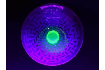 大正期の当時物　ラッパ型　赤緑・乳白色　籠目文が印象的なウランガラスの氷コップ　(R-087873)