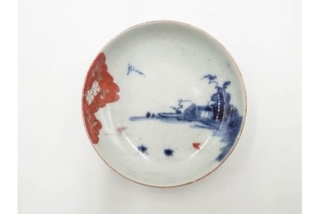 江戸期　初期伊万里　染付・色絵　三分の一高台　2.8寸　素朴な趣がある豆皿　(R-087874)