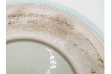 江戸期　古伊万里　染付　直径約33cm　線描で描かれた花唐草と松竹梅が趣深い鉢　(R-087876)