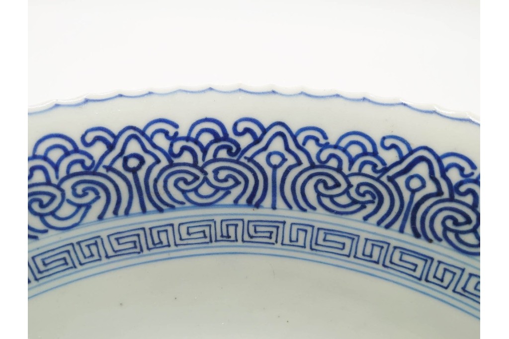 江戸期　上手物　染付　直径約29cm　松竹梅・花唐草・鳳凰の吉祥文様が描かれた鉢　(R-087877)
