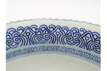 江戸期　上手物　染付　直径約29cm　松竹梅・花唐草・鳳凰の吉祥文様が描かれた鉢　(R-087877)