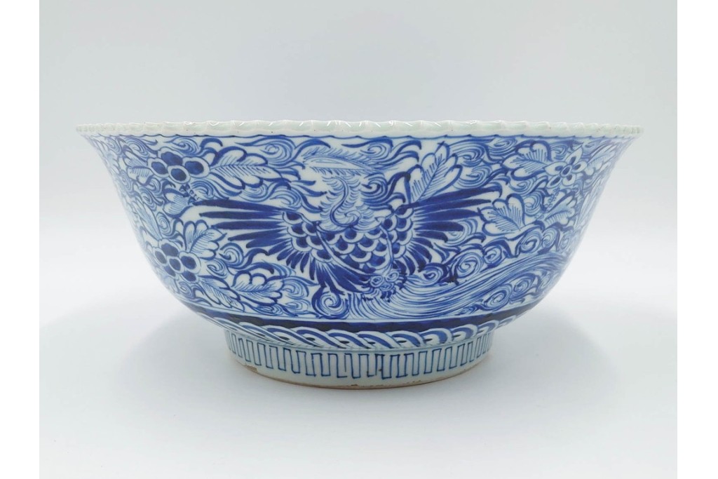 江戸期　上手物　染付　直径約29cm　松竹梅・花唐草・鳳凰の吉祥文様が描かれた鉢　(R-087877)