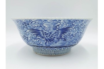 江戸期　上手物　染付　直径約29cm　松竹梅・花唐草・鳳凰の吉祥文様が描かれた鉢　(R-087877)