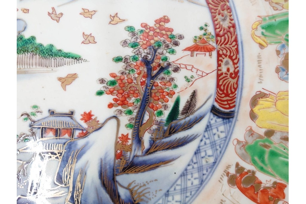 江戸期　古伊万里　金襴手　直径約46cm(1尺5寸)　人物や山水風景が華やかに描かれた大皿　(R-087878)
