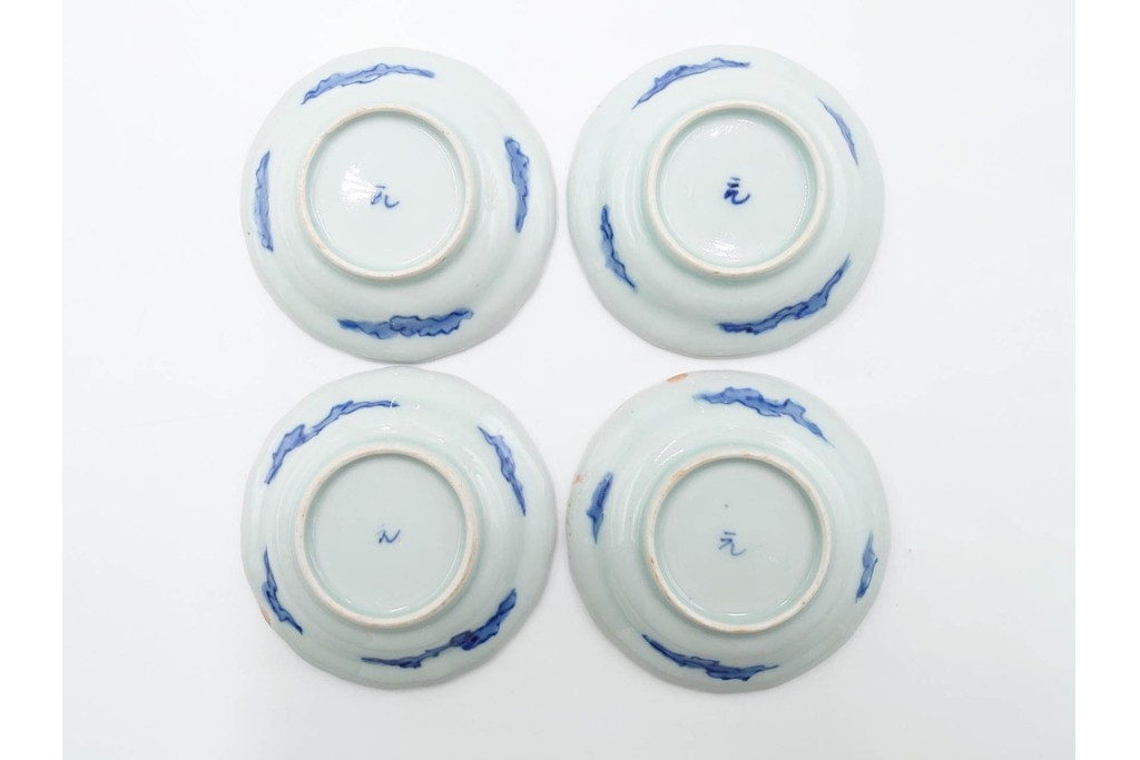 江戸期　古伊万里　染付　直径約8cm(2.7寸)　兎の絵付けが愛らしい豆皿4枚セット　(R-087881)