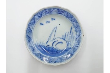 江戸期　古伊万里　染付　直径約8cm(2.7寸)　兎の絵付けが愛らしい豆皿5枚セット　(R-087882)