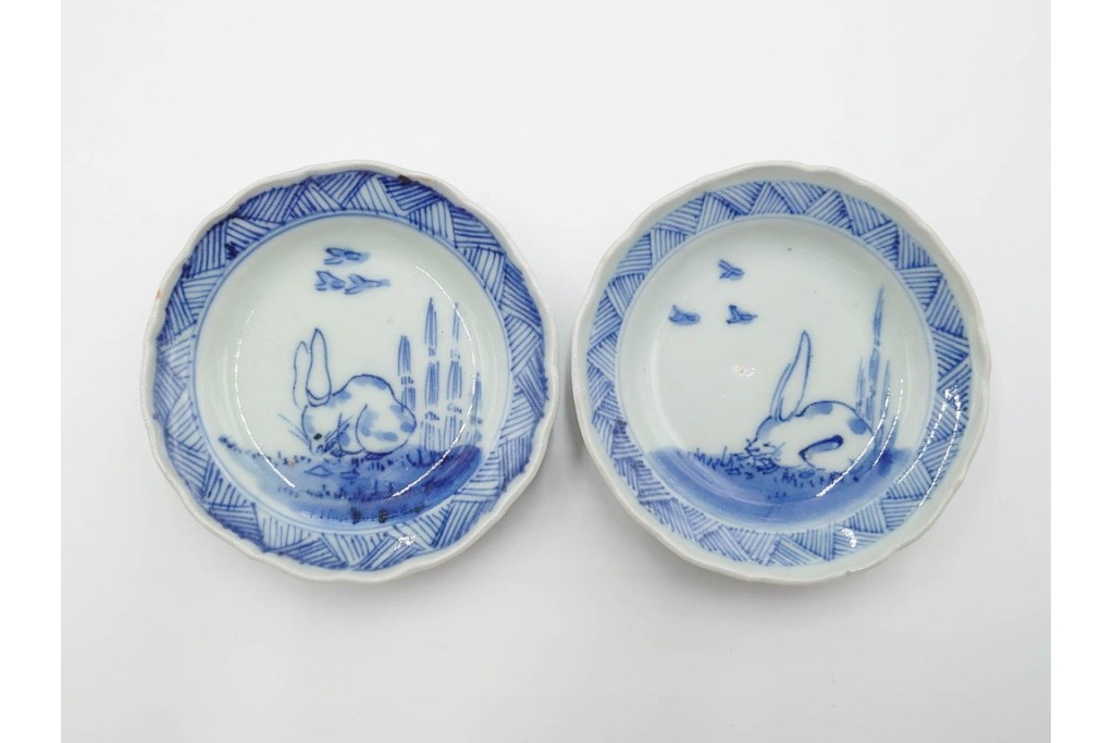 江戸期　古伊万里　染付　直径約8cm(2.7寸)　兎の絵付けが愛らしい豆皿5枚セット　(R-087882)