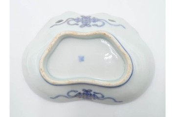江戸期　古伊万里　染付・金彩　山水図が趣深い変形皿4枚セット　(R-087883)