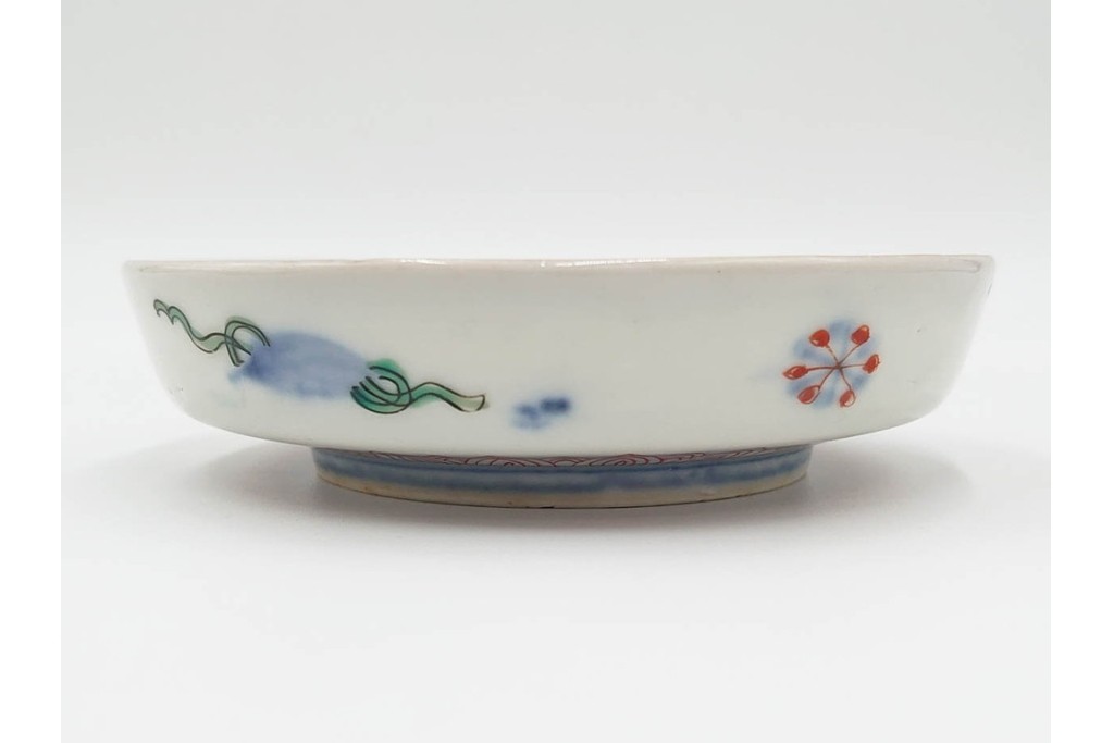 江戸期　古伊万里　直径約13cm(4.2寸)　染錦で描かれた花唐草文が華やかな小皿4枚セット　(R-087885)