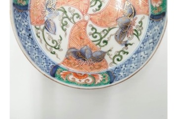 江戸期　古伊万里　直径約13cm(4.2寸)　染錦で描かれた花唐草文が華やかな小皿5枚セット　(R-087886)