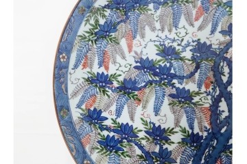 源右衛門　有田焼　染錦藤絵　直径約46cm(1尺5寸)　繊細な絵付けが優美な大皿　共箱付き　(R-087895)