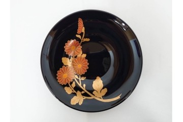 輪島塗　木製　蒔絵と沈金による花文が上品な茶托10点・銘々皿5点セット　共箱付き　(R-087896)