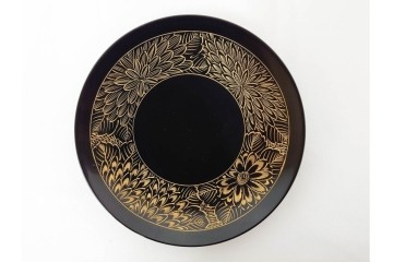 輪島塗　木製　蒔絵と沈金による花文が上品な茶托10点・銘々皿5点セット　共箱付き　(R-087896)