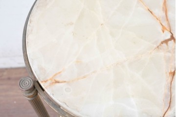 イタリアヴィンテージ　優雅な大理石トップのサイドテーブル　(R-087904)