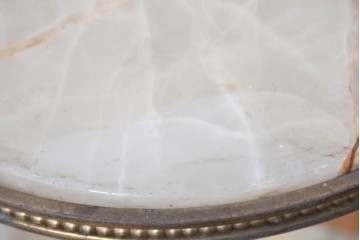 イタリアヴィンテージ　優雅な大理石トップのサイドテーブル　(R-087904)