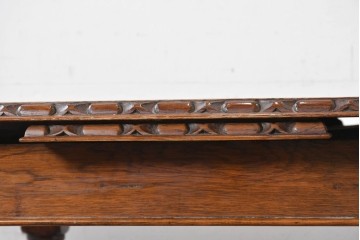 イギリスアンティーク　オーク材　彫刻入りのドローリーフテーブル　(R-087910)