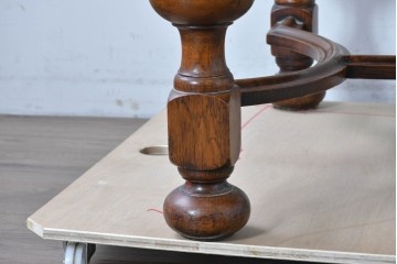 イギリスアンティーク　オーク材　彫刻入りのドローリーフテーブル　(R-087910)