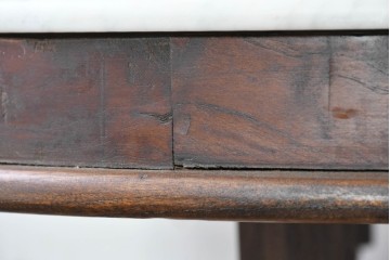 ヴィンテージ家具　大理石トップ　クラシカルな脚部のラウンドテーブル　(R-087911)
