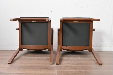 中古　美品　arflex(アルフレックス)　NU(ニュー)　すっきりとしたデザインのアームチェア2脚セット　(R-087917)