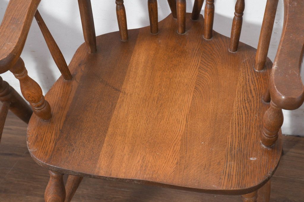 和製ヴィンテージ　美品　柏木工(KASHIWA)　楢(ナラ)材　挽き物加工が施された背もたれと脚が魅力的なアームチェア3脚セット　(R-087927)