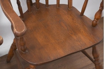 和製ヴィンテージ　美品　柏木工(KASHIWA)　楢(ナラ)材　挽き物加工が施された背もたれと脚が魅力的なアームチェア3脚セット　(R-087927)