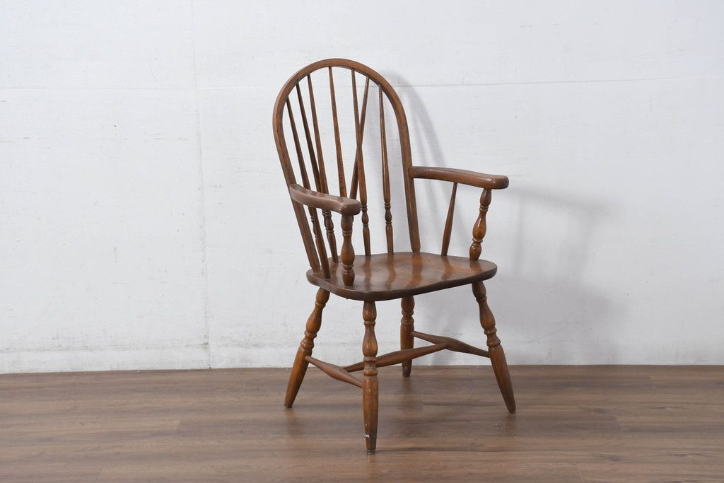 和製ヴィンテージ　美品　柏木工(KASHIWA)　楢(ナラ)材　挽き物加工が施された背もたれと脚が魅力的なアームチェア3脚セット　(R-087927)