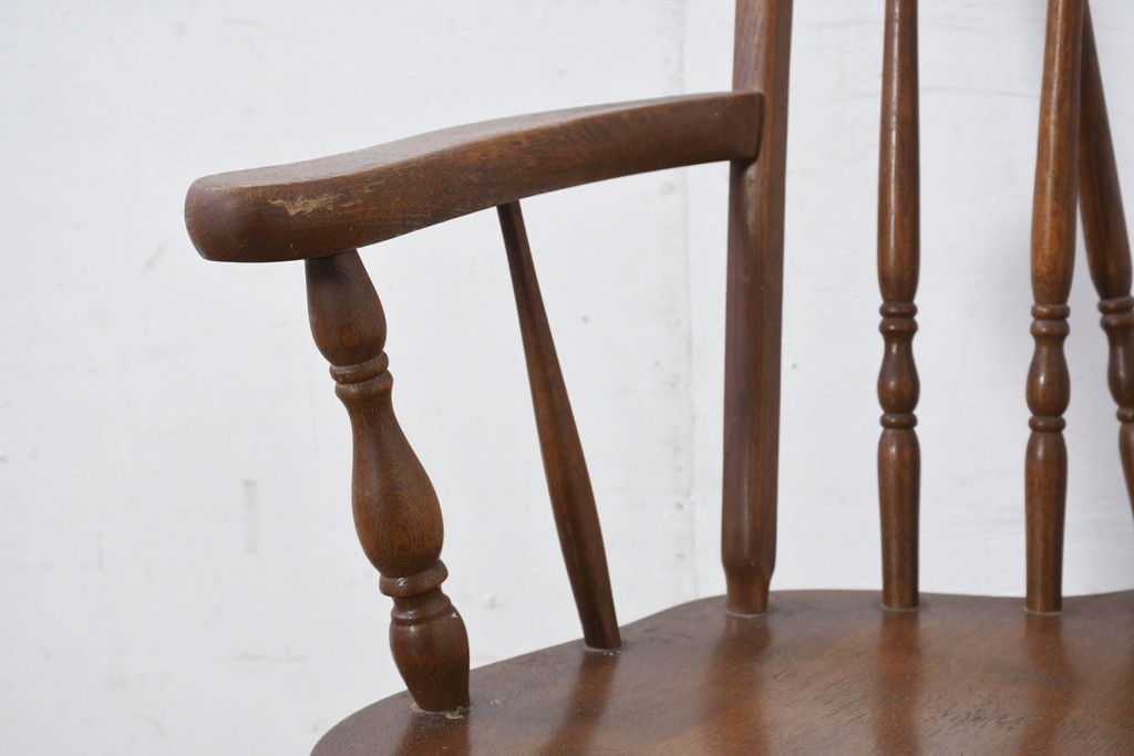 和製ヴィンテージ　美品　柏木工(KASHIWA)　楢(ナラ)材　挽き物加工が施された背もたれと脚が魅力的なアームチェア3脚セット　(R-087927)