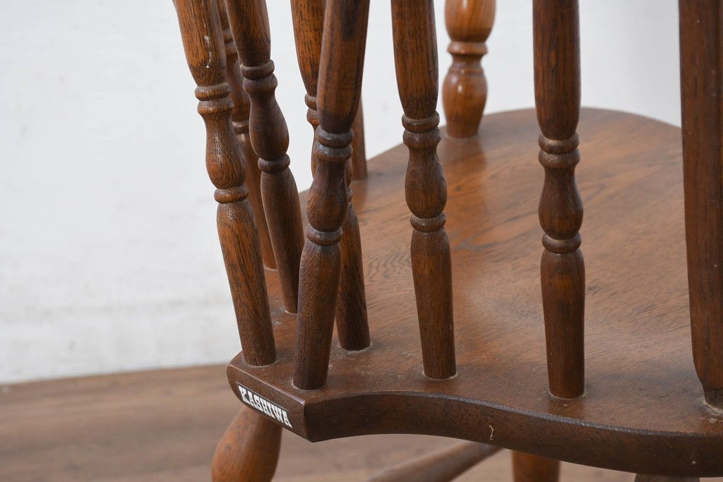 和製ヴィンテージ　美品　柏木工(KASHIWA)　楢(ナラ)材　挽き物加工が施された背もたれと脚が魅力的なアームチェア3脚セット　(R-087927)