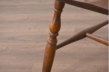 和製ヴィンテージ　美品　柏木工(KASHIWA)　楢(ナラ)材　挽き物加工が施された背もたれと脚が魅力的なアームチェア3脚セット　(R-087927)