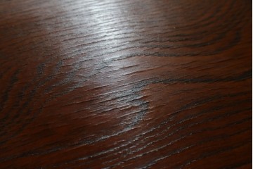 和製ヴィンテージ　上手物!高級品!!　総欅(ケヤキ)材・漆塗り　味のある手打ち金具があしらわれた李朝デザインの飾り棚　(R-087933)