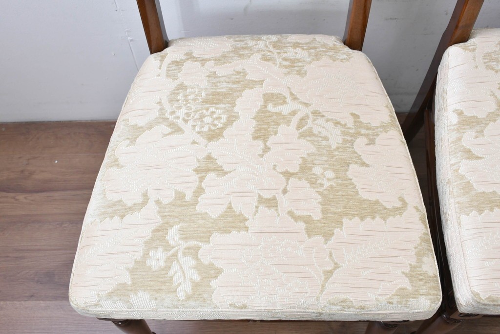 新古　展示品　超美品　モリシゲ(MORISHIGE/森繁)　上品な花柄張地のダイニングチェア4脚セット　定価(4脚合計)約44万円　(R-087936)