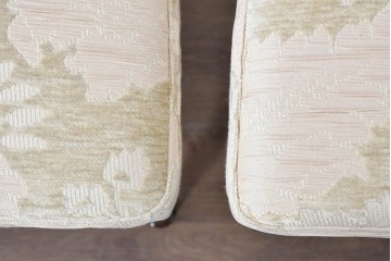 新古　展示品　超美品　モリシゲ(MORISHIGE/森繁)　上品な花柄張地のダイニングチェア4脚セット　定価(4脚合計)約44万円　(R-087936)